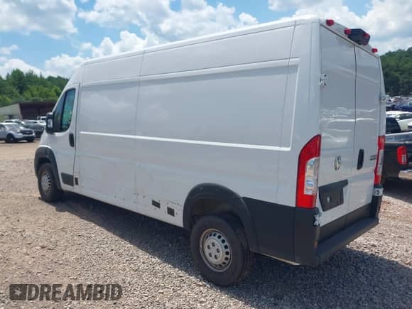 2025 Ram ProMaster Cargo Tradesman с VIN 3C6LRVDG1SE513430, выставлен на аукционе IAAI как лот 42733012 с пробегом 15 336 миль миль и . История ставок и продаж доступна на DreamBid. Изображение 3.