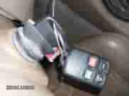 1997 Ford Mustang Cobra z VIN 1FALP46V3VF178594, wystawiony jako IAAI lot #43463499 z przebiegiem 149 920 mil mil oraz . Historia ofert i sprzedaży dostępna na DreamBid. Obrazek 11.