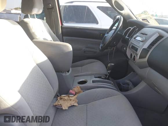 2007 Toyota Tacoma with VIN 5TEMU52N67Z391810, listed as a IAAI auction lot 42708770 with 204,743 mi miles and . Bid and sale history available at DreamBid. Image 5.