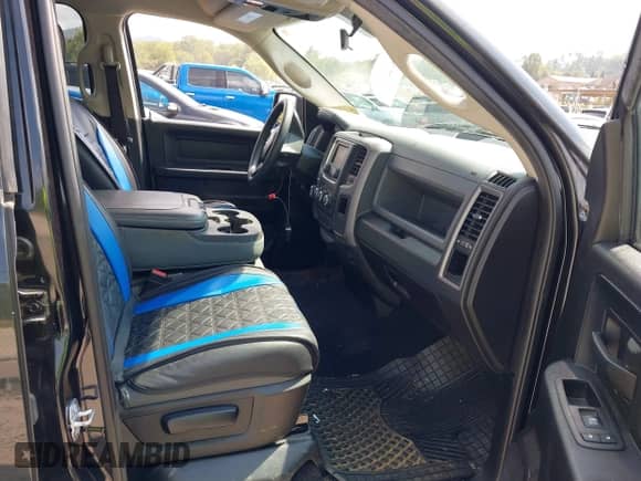 2018 Ram 1500 Tradesman с VIN 1C6RR7FTXJS178115, выставлен на аукционе IAAI как лот 43273121 с пробегом 60 888 миль миль и . История ставок и продаж доступна на DreamBid. Изображение 5.