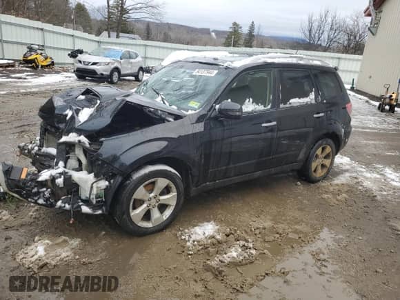 2013 Subaru Forester XT Touring z VIN JF2SHGGC6DH413754, wystawiony jako Copart lot #84137944 z przebiegiem 106 119 mil mil oraz Nie do naprawy • Non repairable. Historia ofert i sprzedaży dostępna na DreamBid. Obrazek 1.