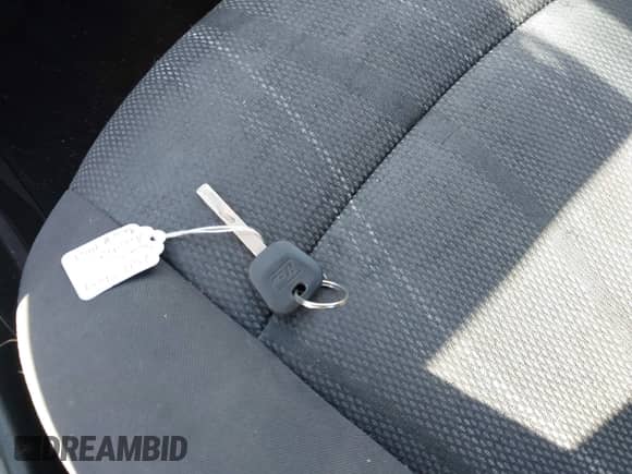 2012 Chevrolet Sonic LT z VIN 1G1JC5SH8C4197923, wystawiony jako IAAI lot #42057502 z przebiegiem 222 867 mil mil oraz . Historia ofert i sprzedaży dostępna na DreamBid. Obrazek 11.