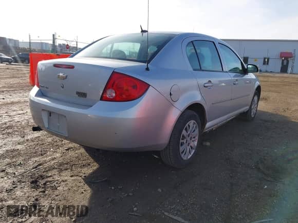 2009 Chevrolet Cobalt LS с VIN 1G1AS58H797196327, выставлен на аукционе IAAI как лот 41209613 с пробегом 162 817 миль миль и . История ставок и продаж доступна на DreamBid. Изображение 4.