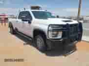 2021 Chevrolet Silverado 2500HD Work Truck z VIN 1GC1YLE70MF136474, wystawiony jako IAAI lot #42192171 z przebiegiem 123 759 mil mil oraz . Historia ofert i sprzedaży dostępna na DreamBid. Obrazek 1.