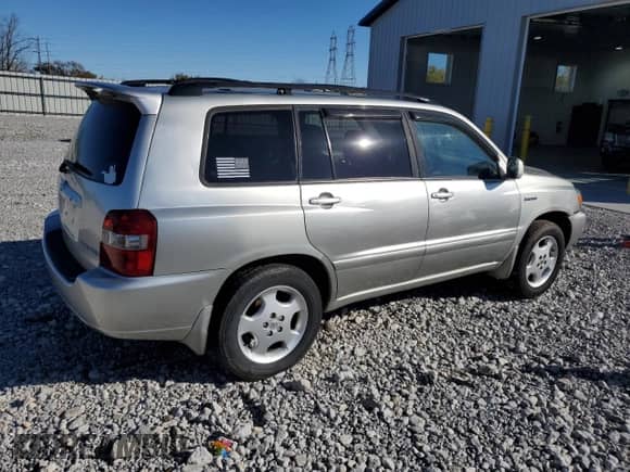 2004 Toyota Highlander with VIN JTEEP21A340037601, listed as a Copart auction lot 89520955 with 142,866 mi miles and Clean title. Bid and sale history available at DreamBid. Image 3.