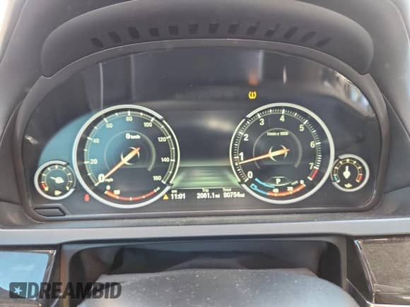 2014 BMW 7 Series ALPINA B7 xDrive с VIN WBAYF8C51ED141762, выставлен на аукционе Copart как лот 80536355 с пробегом 90 754 миль миль и Списание • Salvage title. История ставок и продаж доступна на DreamBid. Изображение 9.