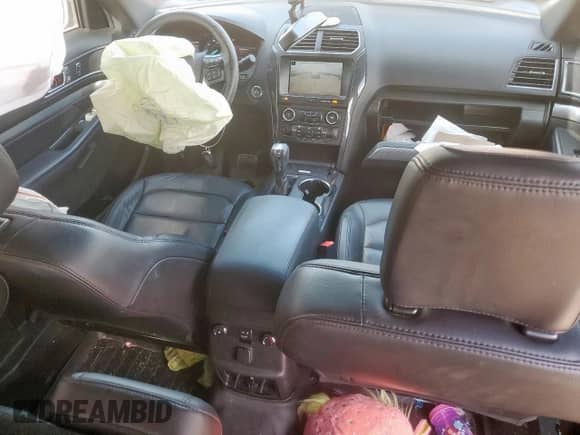 2018 Ford Explorer XLT with VIN 1FM5K7D86JGA18998, listed as a Copart auction lot 68279665 with 91,343 mi miles and Salvage title. Bid and sale history available at DreamBid. Image 8.