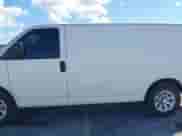 2014 Chevrolet Express Cargo z VIN 1GCSGAF48E1199689, wystawiony jako IAAI lot #43349118 z przebiegiem 198 835 mil mil oraz . Historia ofert i sprzedaży dostępna na DreamBid. Obrazek 17.