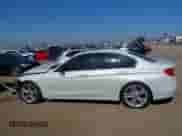 2014 BMW 3 Series 335i с VIN WBA3A9C53EF478419, выставлен на аукционе IAAI как лот 42510440 с пробегом 165 744 миль миль и . История ставок и продаж доступна на DreamBid. Изображение 14.