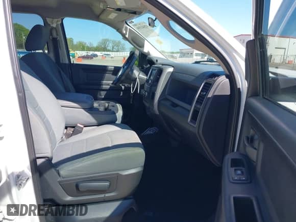 2017 Ram 1500 Express с VIN 3C6RR6KTXHG573008, выставлен на аукционе IAAI как лот 42041594 с пробегом 131 979 миль миль и . История ставок и продаж доступна на DreamBid. Изображение 5.