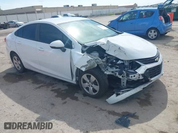 2016 Chevrolet Cruze LS с VIN 1G1BC5SM2G7236415, выставлен на аукционе IAAI как лот 43068508 с пробегом 210 479 миль миль и . История ставок и продаж доступна на DreamBid. Изображение 1.