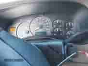 2000 GMC Sierra 1500 SLE z VIN 2GTEC19T0Y1226099, wystawiony jako IAAI lot #42229198 z przebiegiem 210 592 mil mil oraz . Historia ofert i sprzedaży dostępna na DreamBid. Obrazek 7.
