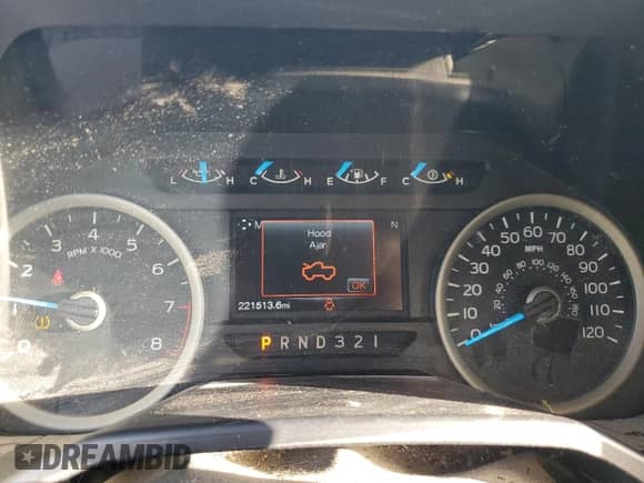 2016 Ford F-150 XLT z VIN 1FTEW1E85GKF28270, wystawiony jako Copart lot #84912875 z przebiegiem 221 513 mil mil oraz Czysty tytuł • Clean title. Historia ofert i sprzedaży dostępna na DreamBid. Obrazek 9.