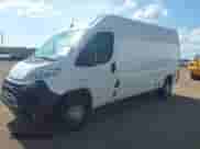 2025 Ram ProMaster Cargo Tradesman z VIN 3C6MRVHG8SE548674, wystawiony jako IAAI lot #42541526 z przebiegiem 6 227 mil mil oraz . Historia ofert i sprzedaży dostępna na DreamBid. Obrazek 2.