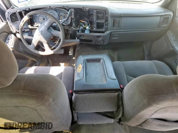 2007 Chevrolet Silverado 1500 LS with VIN 2GCEC13V471134390, listed as a Copart auction lot 80906535 with 256,061 mi miles and Salvage title. Bid and sale history available at DreamBid. Image 8.