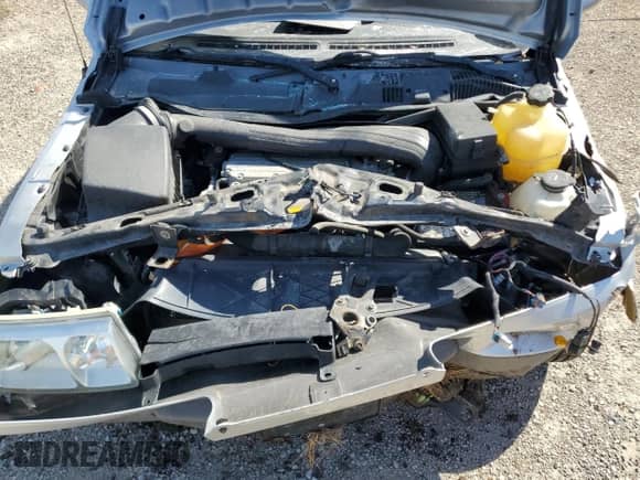 2005 Saturn VUE with VIN 5GZCZ63425S870315, listed as a Copart auction lot 69607475 with Not provided miles and Non repairable. Bid and sale history available at DreamBid. Image 12.