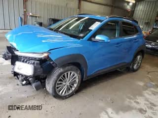 2020 Hyundai Kona SEL Plus с VIN KM8K6CAA3LU548566, выставлен на аукционе Copart как лот 59112165 с пробегом 16 723 миль миль и Списание • Salvage title. История ставок и продаж доступна на DreamBid. Изображение 1.