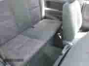1999 Chevrolet Tracker z VIN 2CNBJ1865X6935435, wystawiony jako IAAI lot #42421108 z przebiegiem Nie podano mil oraz . Historia ofert i sprzedaży dostępna na DreamBid. Obrazek 8.