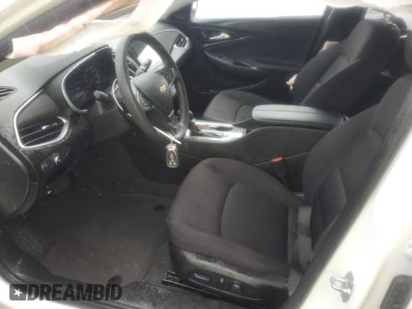 2024 Chevrolet Malibu LT with VIN 1G1ZD5ST1RF207466, listed as a Copart auction lot 87185235 with 39,787 mi miles and Salvage title. Bid and sale history available at DreamBid. Image 7.