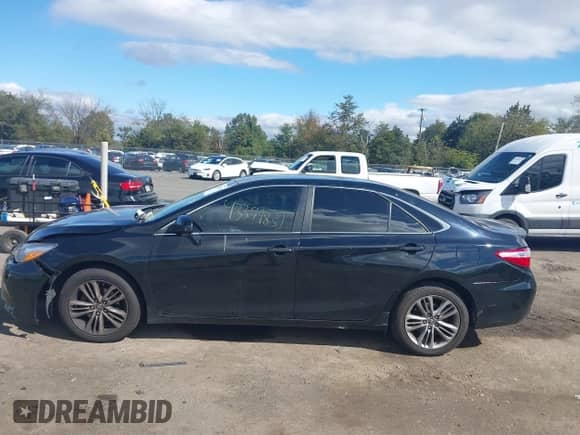 2017 Toyota Camry XLE с VIN 4T1BF1FK1HU633449, выставлен на аукционе IAAI как лот 43399831 с пробегом 106 855 миль миль и . История ставок и продаж доступна на DreamBid. Изображение 14.