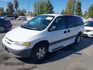 1997 Dodge Caravan SE with VIN 2B4GP44R3VR260414, listed as a IAAI auction lot 43475033 with 143,820 mi miles and . Bid and sale history available at DreamBid. Image 2.