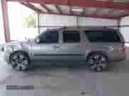 2007 Chevrolet Suburban LS с VIN 1GNFC16057J236556, выставлен на аукционе IAAI как лот 43237366 с пробегом Не указан миль и . История ставок и продаж доступна на DreamBid. Изображение 14.