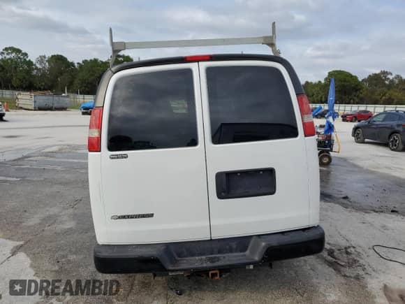 2017 Chevrolet Express Cargo with VIN 1GCWGBFF9H1112976, listed as a Copart auction lot 75639464 with 109,064 mi miles and Salvage title. Bid and sale history available at DreamBid. Image 6.