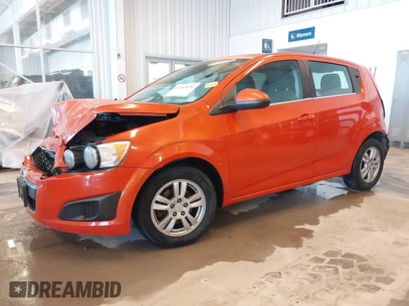 2012 Chevrolet Sonic LT с VIN 1G1JD6SB1C4230890, выставлен на аукционе IAAI как лот 41265634 с пробегом 161 886 миль миль и . История ставок и продаж доступна на DreamBid. Изображение 2.