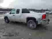 2011 GMC Sierra 1500 SL z VIN 1GTR2UEA6BZ342576, wystawiony jako Copart lot #47934005 z przebiegiem 190 939 mil mil oraz Szkoda całkowita • Salvage title. Historia ofert i sprzedaży dostępna na DreamBid. Obrazek 2.