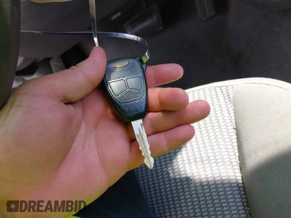 2006 Dodge 1500 Laramie с VIN 1D7HA18246S684811, выставлен на аукционе IAAI как лот 42728664 с пробегом Не указан миль и . История ставок и продаж доступна на DreamBid. Изображение 11.