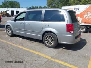 2014 Dodge Grand Caravan R/T with VIN 2C4RDGEG3ER430838, listed as a IAAI auction lot 43247617 with Not provided miles and . Bid and sale history available at DreamBid. Image 3.