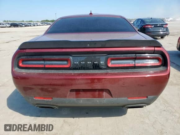 2022 Dodge Challenger R/T Scat Pack Widebody z VIN 2C3CDZFJ8NH212190, wystawiony jako Copart lot #69631525 z przebiegiem 31 214 mil mil oraz Czysty tytuł • Clean title. Historia ofert i sprzedaży dostępna na DreamBid. Obrazek 6.