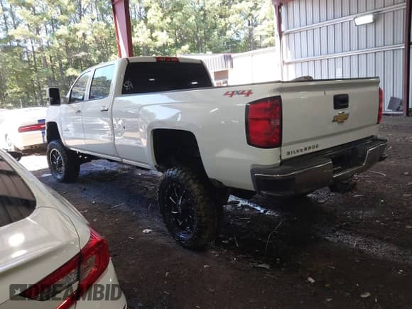 2015 Chevrolet Silverado 2500HD Work Truck с VIN 1GC1KUE88FF175767, выставлен на аукционе IAAI как лот 43463710 с пробегом 267 000 миль миль и . История ставок и продаж доступна на DreamBid. Изображение 3.