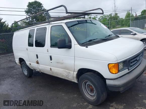 2006 Ford Econoline Cargo with VIN 1FTNE24L96DB16855, listed as a IAAI auction lot 42262055 with 213,955 mi miles and . Bid and sale history available at DreamBid. Image 1.