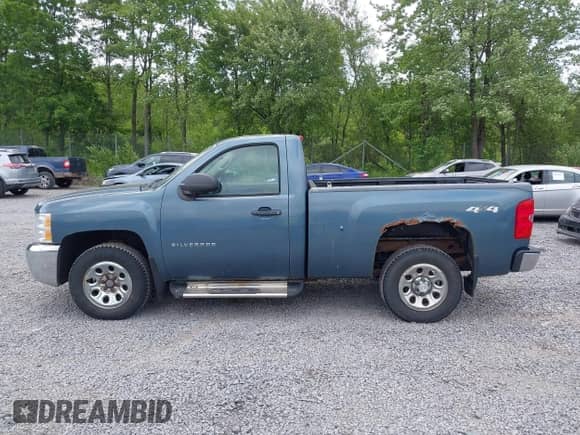 2012 Chevrolet Silverado 1500 Work Truck с VIN 1GCNKPEX3CZ157116, выставлен на аукционе IAAI как лот 42474833 с пробегом 93 634 миль миль и . История ставок и продаж доступна на DreamBid. Изображение 14.