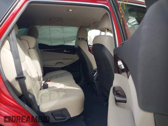 2018 Kia Sorento EX z VIN 5XYPHDA12JG357634, wystawiony jako IAAI lot #41828736 z przebiegiem 52 789 mil mil oraz . Historia ofert i sprzedaży dostępna na DreamBid. Obrazek 8.