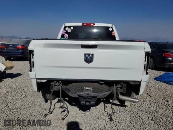 2022 Ram 1500 Tradesman z VIN 3C6RR6KG4NG347013, wystawiony jako Copart lot #66958075 z przebiegiem 64 323 mil mil oraz Szkoda całkowita • Salvage title. Historia ofert i sprzedaży dostępna na DreamBid. Obrazek 6.