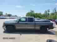 2002 GMC Sierra 1500 SLE с VIN 2GTEC19T521123624, выставлен на аукционе IAAI как лот 42567669 с пробегом 264 545 миль миль и . История ставок и продаж доступна на DreamBid. Изображение 15.