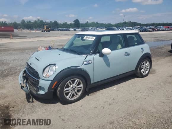 2013 MINI Hardtop S with VIN WMWSV3C50DT392465, listed as a Copart auction lot 58340735 with 40,731 mi miles and Salvage title. Bid and sale history available at DreamBid. Image 1.