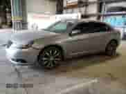 2014 Chrysler 200 Touring with VIN 1C3CCBBG8EN151662, listed as a Copart auction lot 62429385 with 145,979 mi miles and Clean title. Bid and sale history available at DreamBid. Image 1.