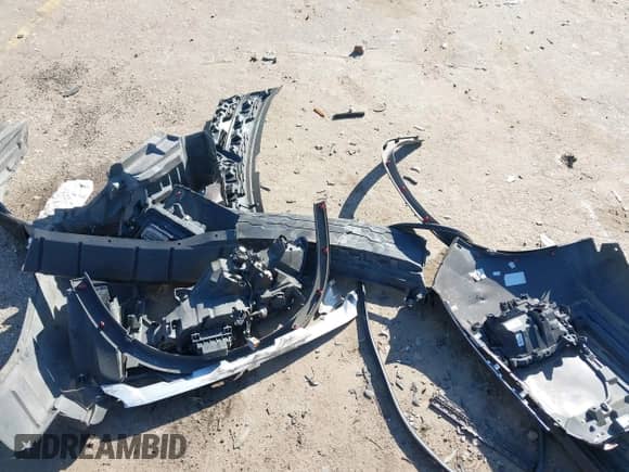 2021 Mitsubishi Outlander ES z VIN JA4APUAU1MU000896, wystawiony jako IAAI lot #41721805 z przebiegiem 101 199 mil mil oraz . Historia ofert i sprzedaży dostępna na DreamBid. Obrazek 11.