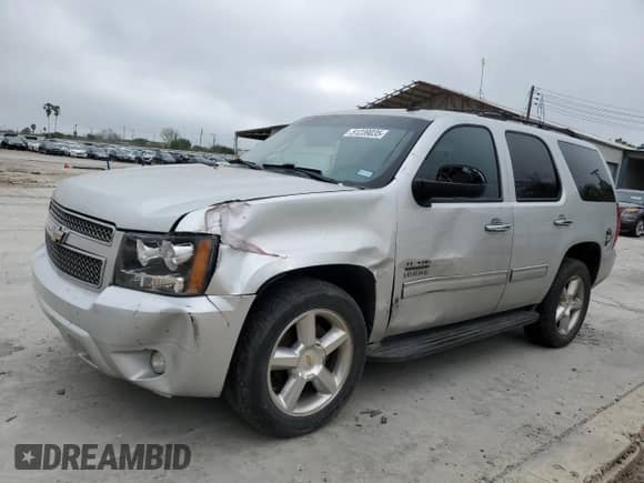 2011 Chevrolet Tahoe LS с VIN 1GNSCAE01BR120832, выставлен на аукционе Copart как лот 51239035 с пробегом 225 563 миль миль и Списание • Salvage title. История ставок и продаж доступна на DreamBid. Изображение 1.
