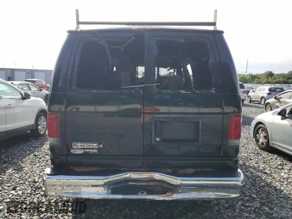 2012 Ford Econoline Cargo Recreational с VIN 1FTNE2EW3CDA35063, выставлен на аукционе Copart как лот 71182205 с пробегом Не указан миль и Чистый • Clean title. История ставок и продаж доступна на DreamBid. Изображение 6.