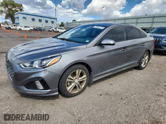 2018 Hyundai Sonata Sport with VIN 5NPE34AF3JH696803, listed as a Copart auction lot 70933775 with 64,698 mi miles and Salvage title. Bid and sale history available at DreamBid. Image 1.