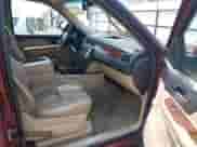 2008 Chevrolet Tahoe LTZ с VIN 1GNFC13098J122520, выставлен на аукционе IAAI как лот 39965702 с пробегом 319 069 миль миль и . История ставок и продаж доступна на DreamBid. Изображение 5.