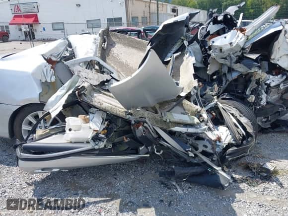 2013 Toyota Camry LE z VIN 4T1BD1FK5DU096620, wystawiony jako IAAI lot #43070799 z przebiegiem Nie podano mil oraz . Historia ofert i sprzedaży dostępna na DreamBid. Obrazek 20.