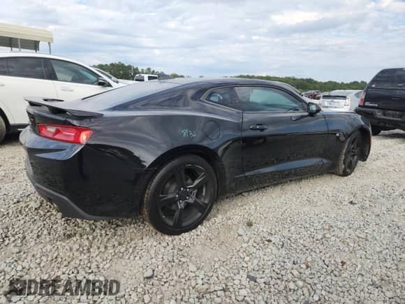 2018 Chevrolet Camaro 1LT with VIN 1G1FB1RS5J0102824, listed as a Copart auction lot 82388185 with 109,024 mi miles and Salvage title. Bid and sale history available at DreamBid. Image 3.