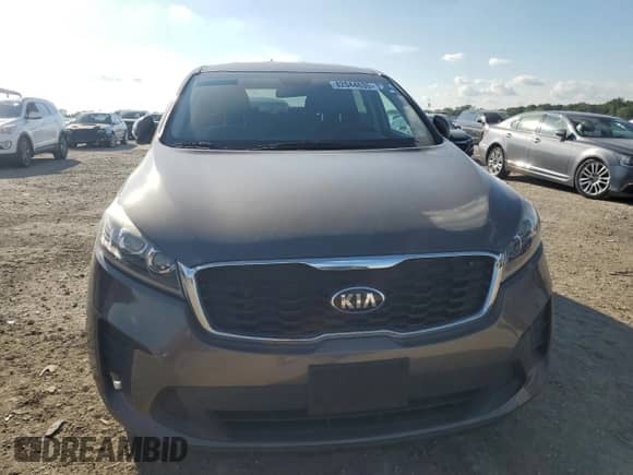 2019 Kia Sorento LX with VIN 5XYPGDA59KG493184, listed as a Copart auction lot 82044635 with 131,438 mi miles and Clean title. Bid and sale history available at DreamBid. Image 5.