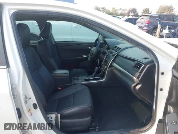 2015 Toyota Camry LE с VIN 4T1BD1FK5FU165941, выставлен на аукционе IAAI как лот 42909707 с пробегом 188 022 миль миль и . История ставок и продаж доступна на DreamBid. Изображение 5.