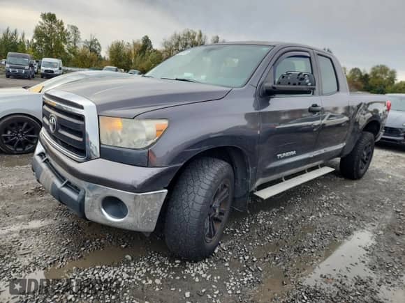 2011 Toyota Tundra с VIN 5TFUM5F1XBX025095, выставлен на аукционе Copart как лот 90139805 с пробегом 251 300 миль миль и Чистый • Clean title. История ставок и продаж доступна на DreamBid. Изображение 1.